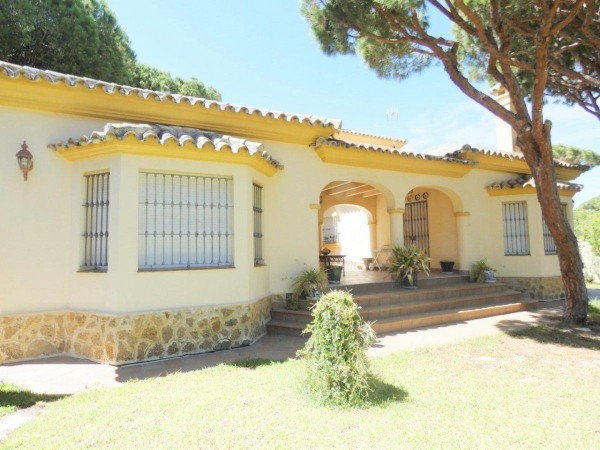 Bonito Chalet near beach
